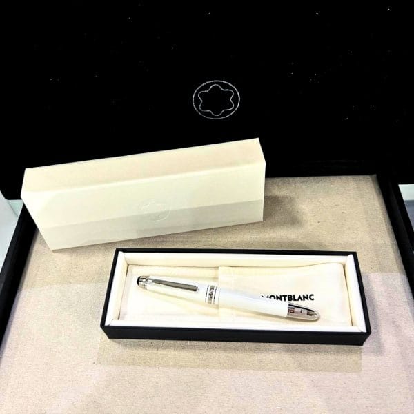 Montblanc Stilografica Meisterstück Classique Bianca Pennino F