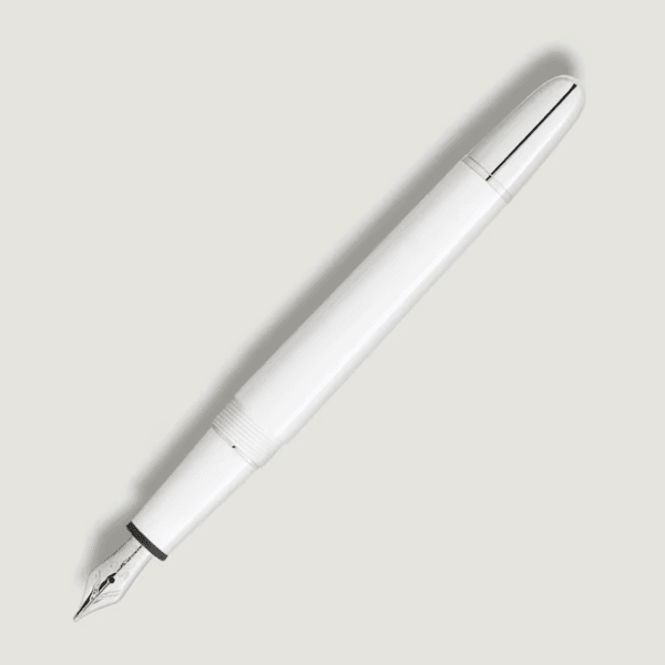 Montblanc stilografica Meisterstück Classique bianca pennino F oro Au585 finitura platino MB137116 | Sivieri Prestige Roma